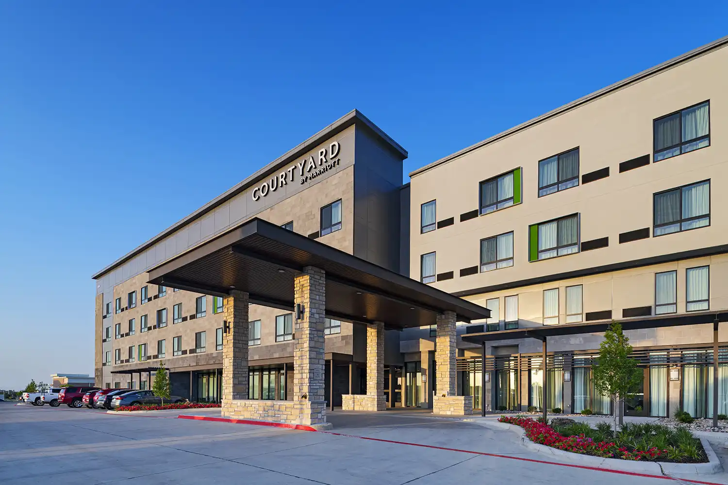 Courtyard Grand Prairie 1055425 Hotel exterior LoRes